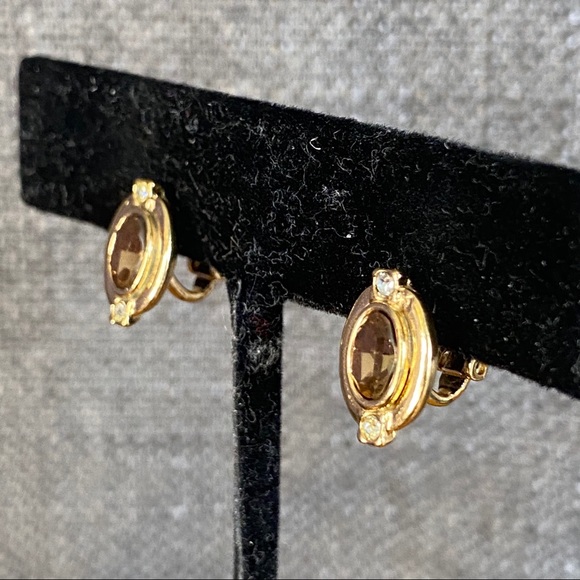 Vintage Avon Micro Taupe Crystal Clip On Earrings - Picture 2 of 7